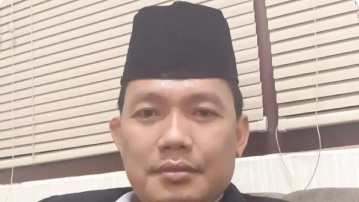 Dr. M. TRIONO AL FATA, M.Pd.I
Wakil Rektor I
Institut Agama Islam (IAI) Sunan Giri Trenggalek