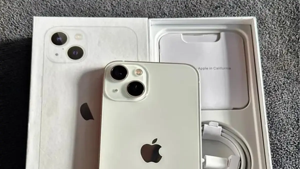 iPhone 13 masih rekomen di 2026? Simak kelebihan, kekurangan, harga terbaru hingga alasan lebih worth it beli second.
(screenshot marketplace facebook)