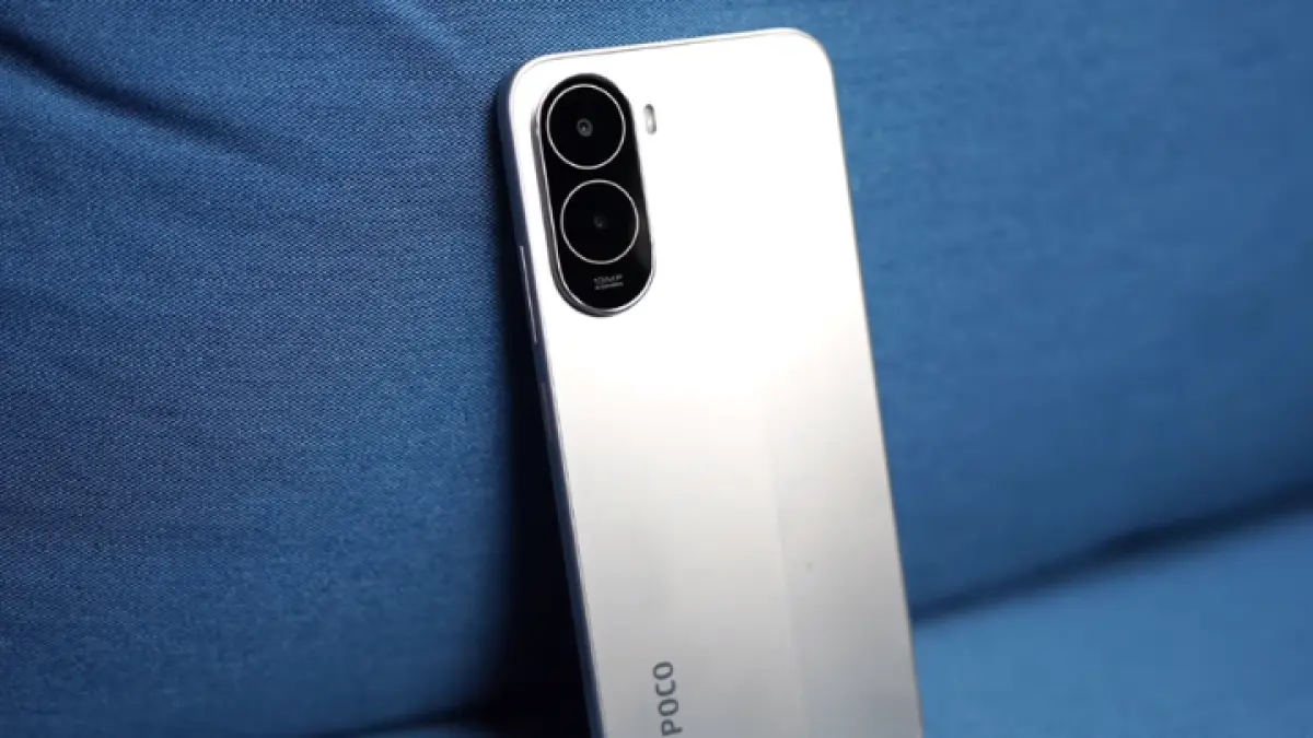 Poco C81 Pro tampil mewah dengan desain premium dan performa gaming lancar di kelas HP entry level. (YT. DHIARCOM)