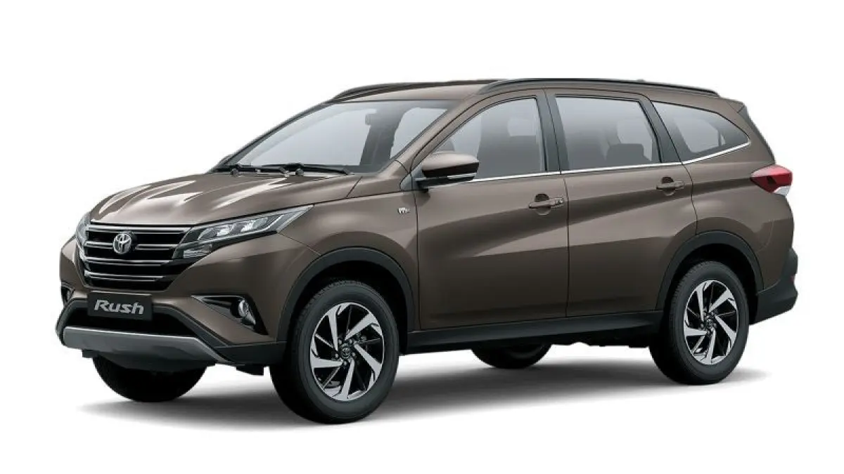 Toyota Rush bekas ternyata punya banyak penyakit? Simak fakta lengkapnya dan bandingkan dengan Avanza yang lebih awet.