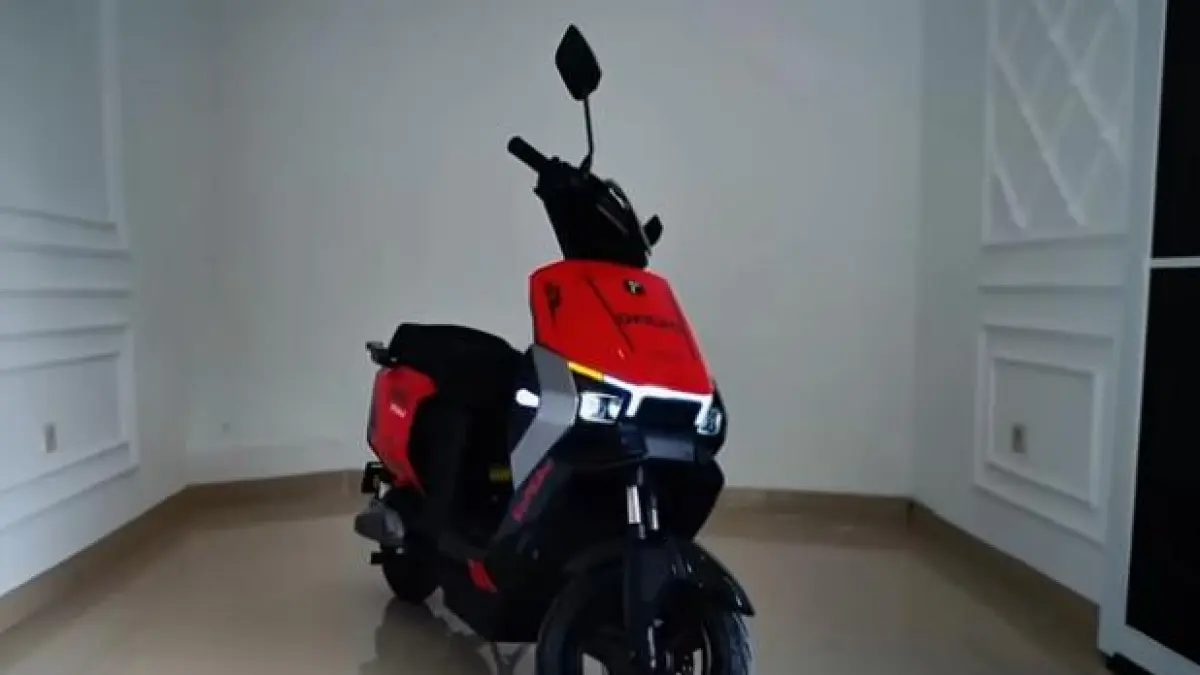 Gila! Overo Stario 3 Lead tembus 150 KM sekali jalan. Sepeda listrik Rp9 jutaan rasa motor Italia, cek spesifikasi lengkapnya di sini!(Screenshot Youtube)