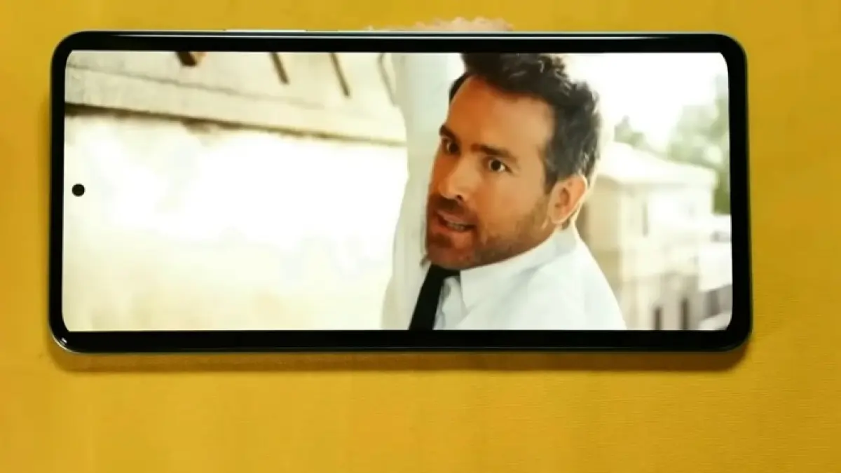 HP AMOLED murah 1 jutaan 2026 ada, tapi harus pakai strategi. Ini daftar terbaik dan paling realistis dibeli. (SC YOUTUBE)
