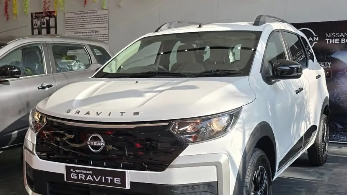 Nissan Grafit 2026 meluncur 21 Januari! Cek spesifikasi MPV 7 seater penantang Avanza & Xpander dengan desain agresif dan kabin fleksibel di sini.(Screenshot Instagram)
