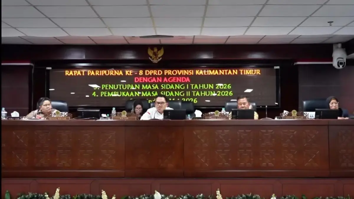 DPRD Kaltim resmi gulirkan hak angket Gubernur Kaltim Rudy Mas’ud terkait anggaran kursi pijat & renovasi Rp25 M. Simak ulasan lengkapnya di sini!(YouTube)