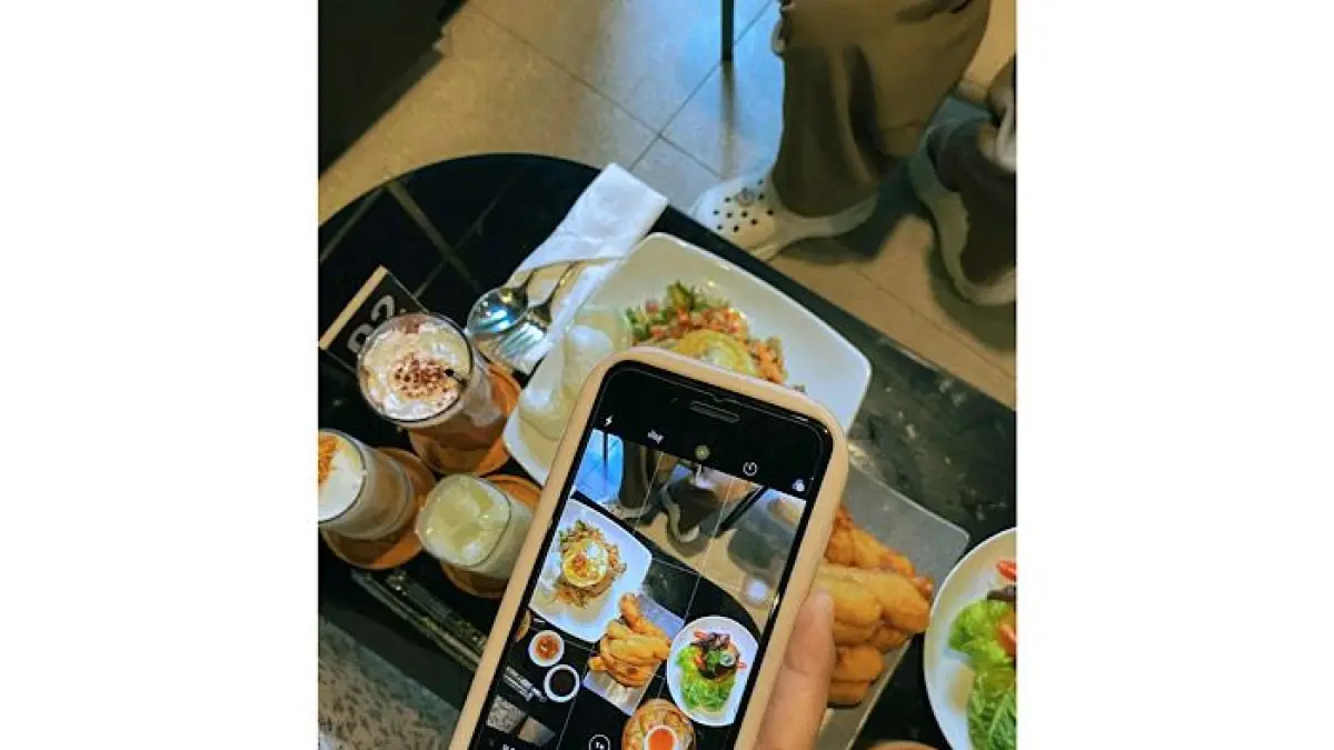 Food photography smartphone kini makin mudah. Simak tips edit Lightroom dan teknik foto makanan estetik ala fotografer.(pinterest)