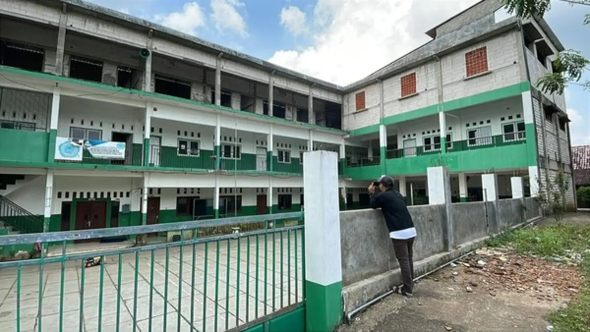Skandal Pondok Pesantren Dolo Kusumo Pati mencuat! Puluhan santriwati jadi korban pelecehan pengasuh. Kemenag ancam tutup permanen dan cabut izin.(Pinterest)