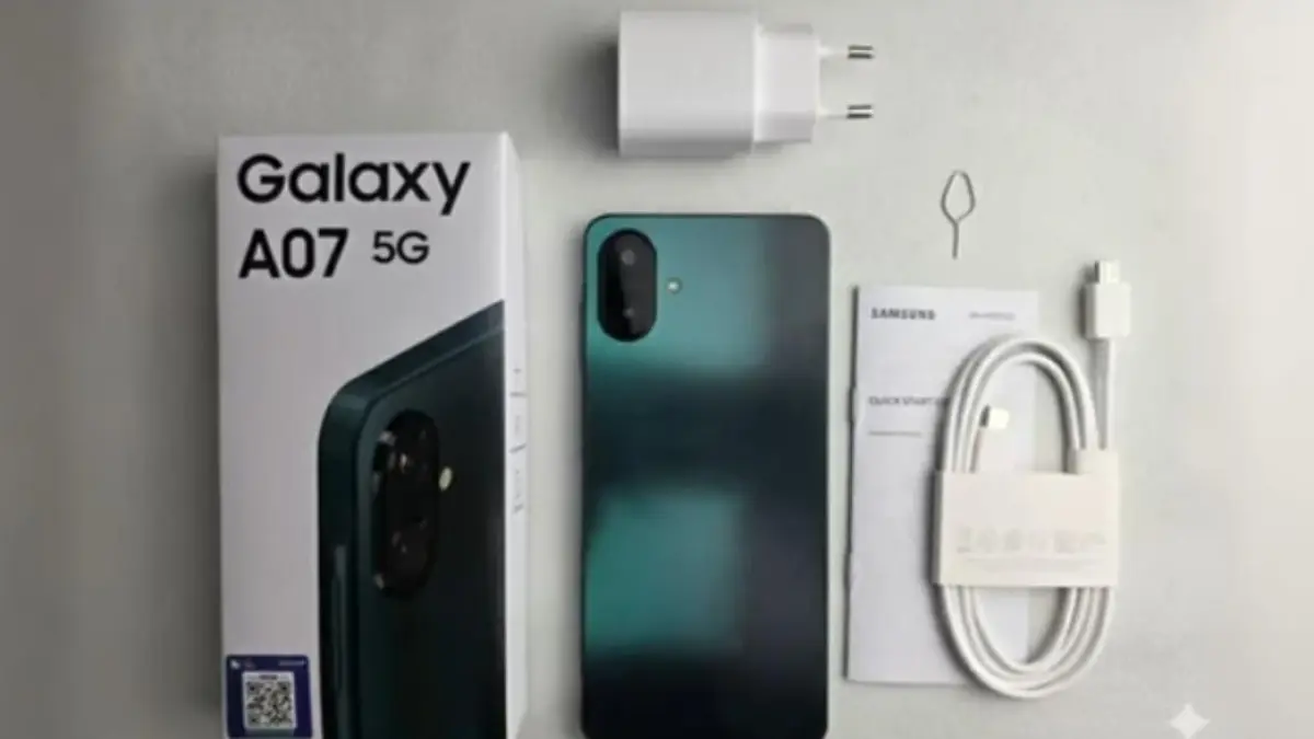 Samsung Galaxy A07 5G segera rilis di Indonesia dengan baterai 6000 mAh, layar 90 Hz, dan harga diprediksi Rp2 jutaan.(screenshot youtube)