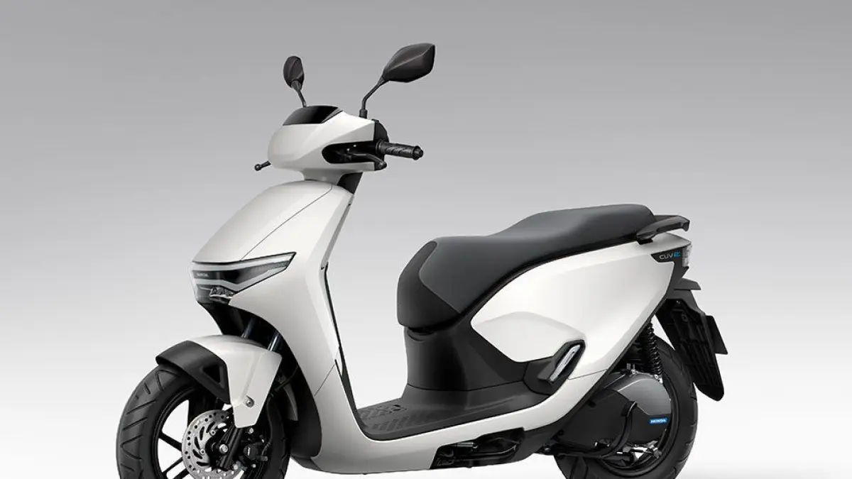 Motor listrik Zongsen S5 hadir dengan jarak tempuh 300 km, fitur hybrid canggih, dan kecepatan 85 km/jam. Simak spesifikasinya!
