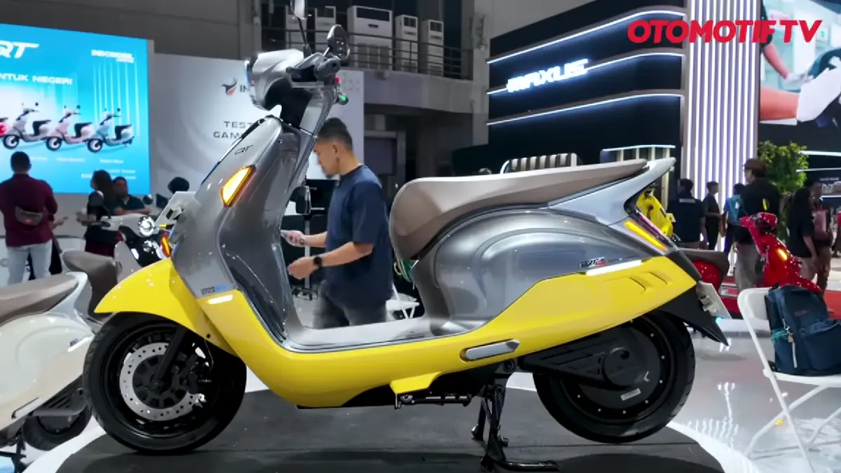 Indomobil eMotor Cutie hadir di IMS 2026 dengan harga Rp15 jutaan, fitur NFC, hill start assist dan jarak tempuh 135 km.
(screenshot youtube)