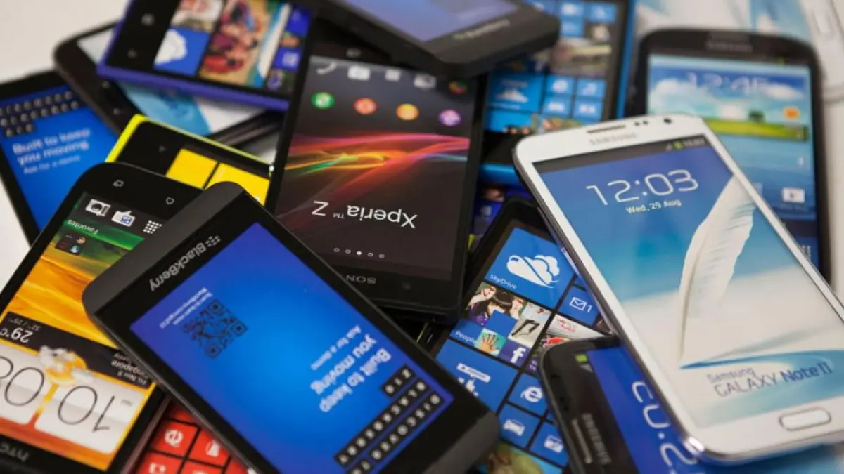 Lagi cari HP 2 Jutaan Terbaik Mei 2026? Cek 7 rekomendasi spek dewa: Layar AMOLED 144Hz, Baterai 7000 mAh, & RAM 8/256GB. Cek pilihannya di sini!(Pinterest)