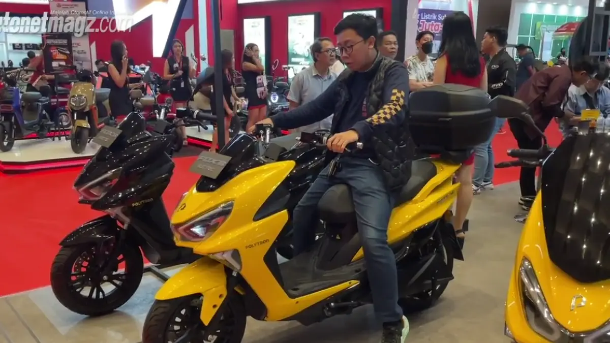 Polytron Fox S hadir dengan harga Rp11,5 juta, desain maxi scooter, fitur keyless, dan jarak tempuh hingga 70 km.
(screenshot youtube)