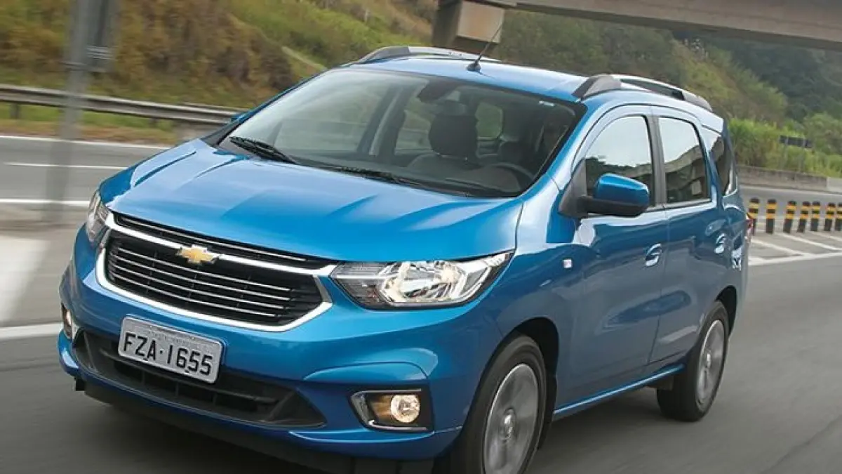 Chevrolet Spin Diesel LT 2013 dijual Rp75 juta, body original, mesin halus dan AC dingin masih jadi incaran. (Pinterest)