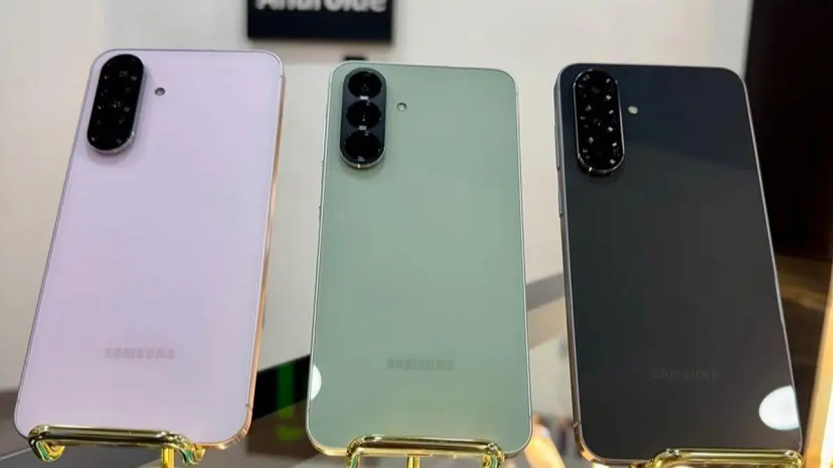 Harga Samsung Galaxy A56 anjlok ke 4 jutaan! Cek review performa Exynos 1580, kamera 4K, dan update Android hingga 2031 di sini. Worth it parah! (Screenshot instagram)
