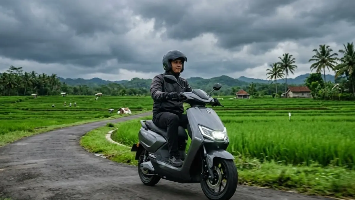 Masalah ECU Polytron Fox 350 bikin pemilik kecewa, speedometer mati hingga antrean SC Bandung disorot. (Ilustrasi Gemini AI)