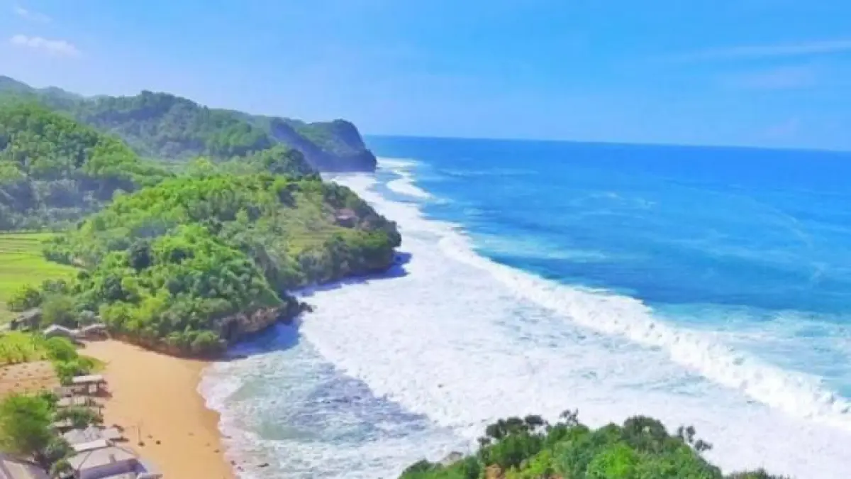 5 wisata favorit di Jogja dengan suasana healing, sunset indah, dan spot foto estetik yang wajib dikunjungi wisatawan.