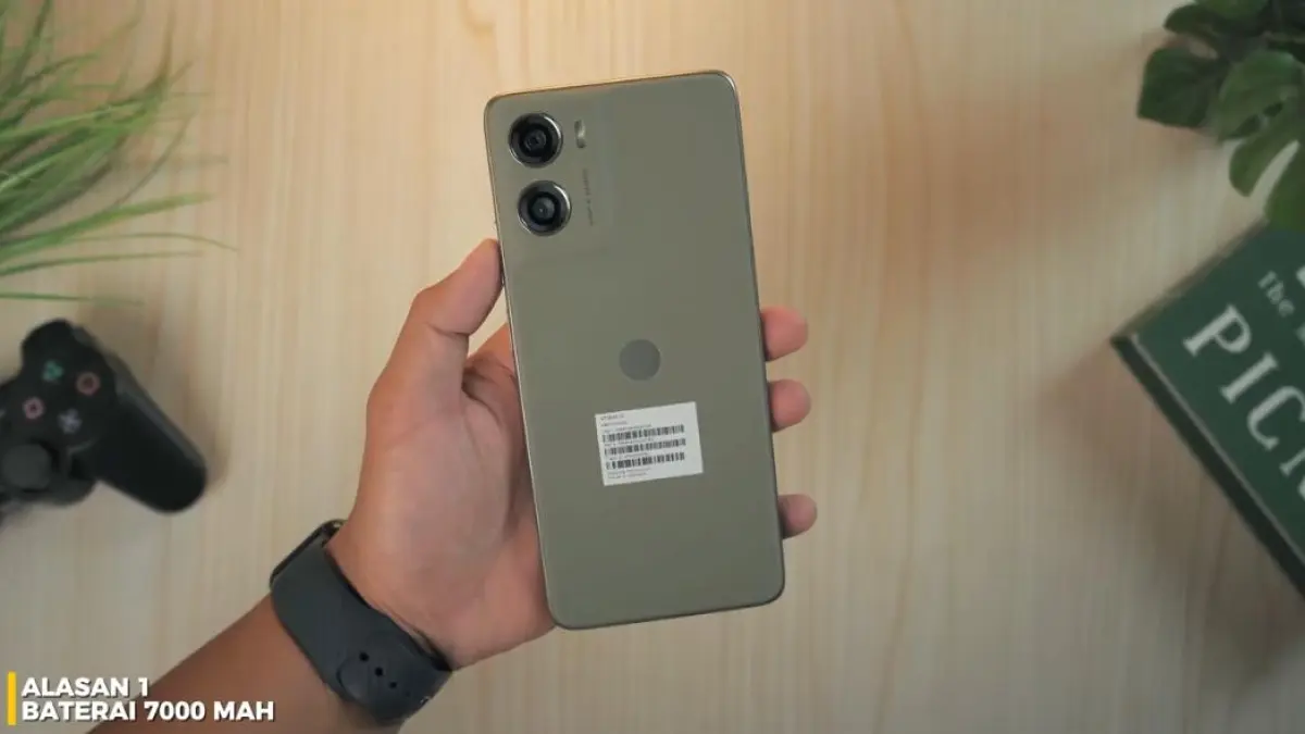 Motorola G06 Power hadir di Indonesia dengan baterai 7000 mAh, NFC, stereo Dolby Atmos, dan desain premium mulai Rp1,4 jutaan.(screenshot youtube)