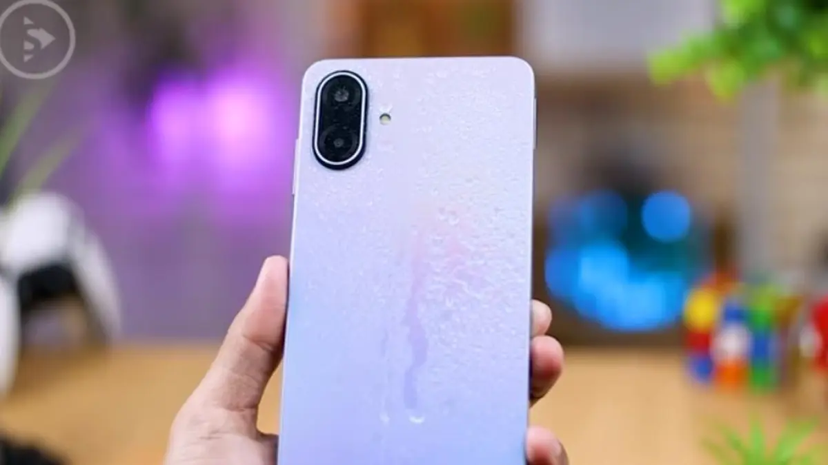 Samsung Galaxy A07 5G hadir dengan baterai 6000 mAh, layar 120 Hz, dan update 6 tahun. Cek spesifikasi lengkapnya.(screenshot youtube)