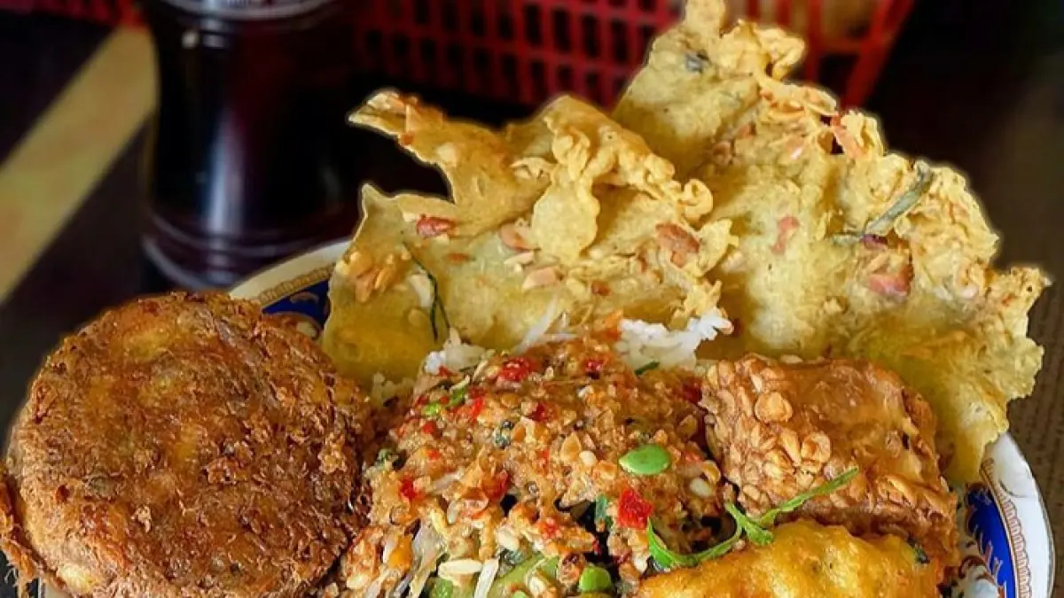 Sompil Khas Trenggalek di Warung Mak Kontring Gandusari viral! Kuliner tradisional favorit goweser, ludes 20 kg per hari.(Pinterest)
