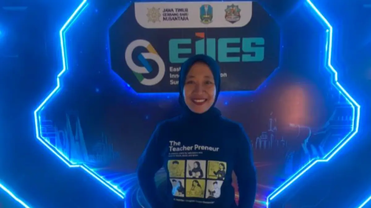 Agustine Martha, guru SMKN 1 Suruh, masuk 10 nominasi terbaik PROTEG tingkat Jawa Timur tahun ini. (DOK.PRIBADI UNTUK RADAR TRENGGALEK)