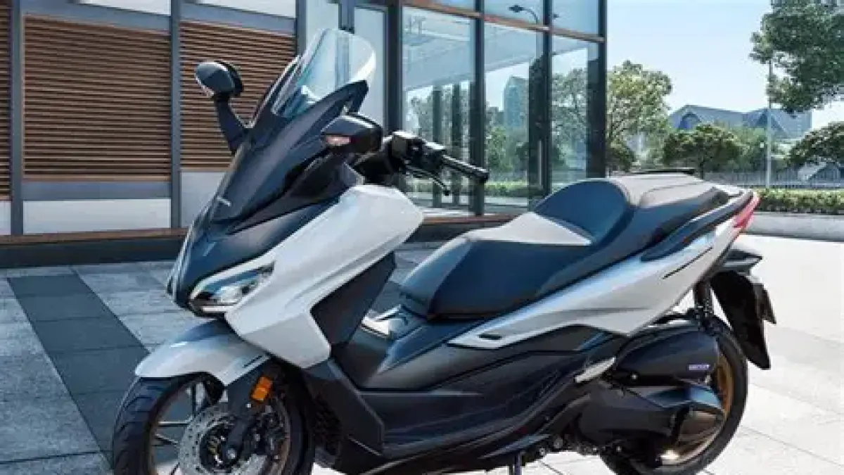 10 motor yang sebaiknya jangan dibeli tahun 2026, mulai Yamaha Lexi, Honda Genio hingga Honda Forza 250 karena dianggap kurang worth it.