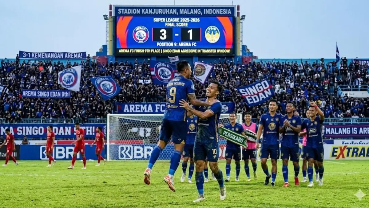 Arema FC menang 3-1 atas PSIM dan finis posisi 9 Super League 2025-2026. Singo Edan juga mulai agresif di bursa transfer.
( Gemini AI )