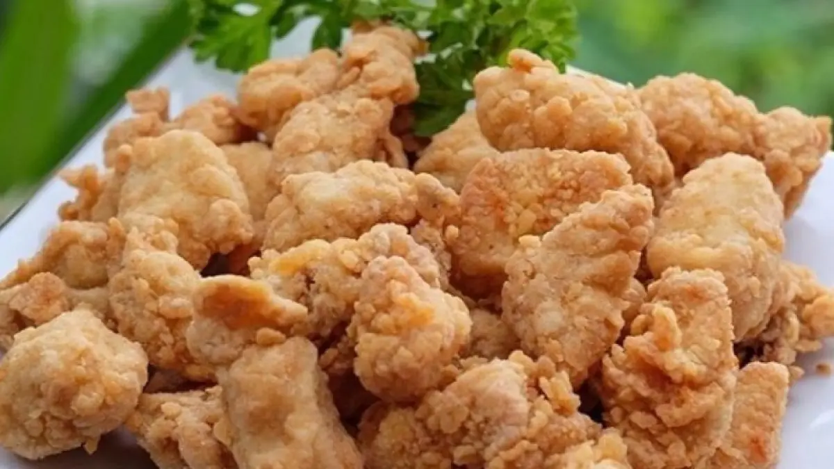 Cari ide jualan viral? Cek resep ayam salju krispi tanpa tepung kentang! Tekstur unik, dalam juicy, & bikin nagih. Cek rahasia cara buatnya di sini!(Pinterest)