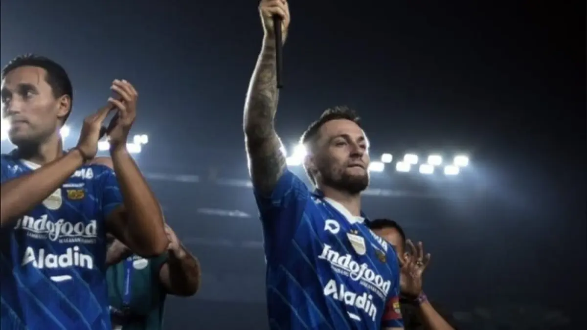 Persib Bandung juara Super League 2025/2026 usai tahan imbang Persijap Jepara dan cetak hattrick gelar bersejarah.