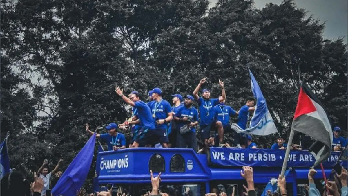 Rumor transfer Persib Bandung 2026/2027 memanas, Rizky Ridho, Witan, hingga Felipe Coutinho dikabarkan masuk radar Maung Bandung.