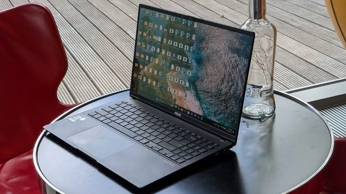 Asus Vivobook Go 15 OLED hadir sebagai laptop OLED termurah Rp7 jutaan dengan layar premium, baterai awet, dan fitur lengkap (Pinterest).