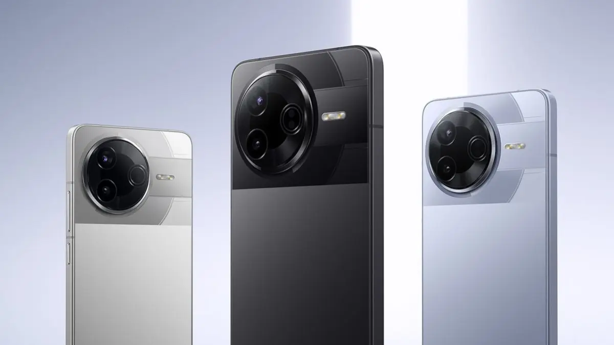 Poco F7 Ultra hadir sebagai HP flagship Poco dengan Snapdragon 8 Elite, AnTuTu 2,6 juta, dan kamera telefoto canggih.