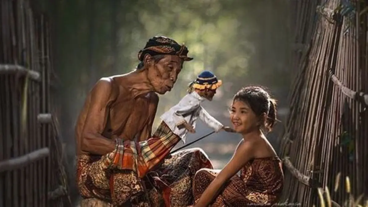 20 sifat dan kebiasaan orang Jawa disebut terbawa sejak lahir, mulai dari ramah, kalem, hingga suka mengalah dan menghindari konflik.