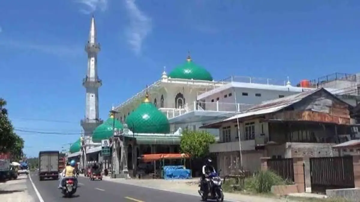 Masjid Nur Taubah Imam Lapeo di Polewali Mandar, Jejak Dakwah Ulama Abad ke-19 yang Penuh Kisah Perjuangan dan Karamah (Google.com)