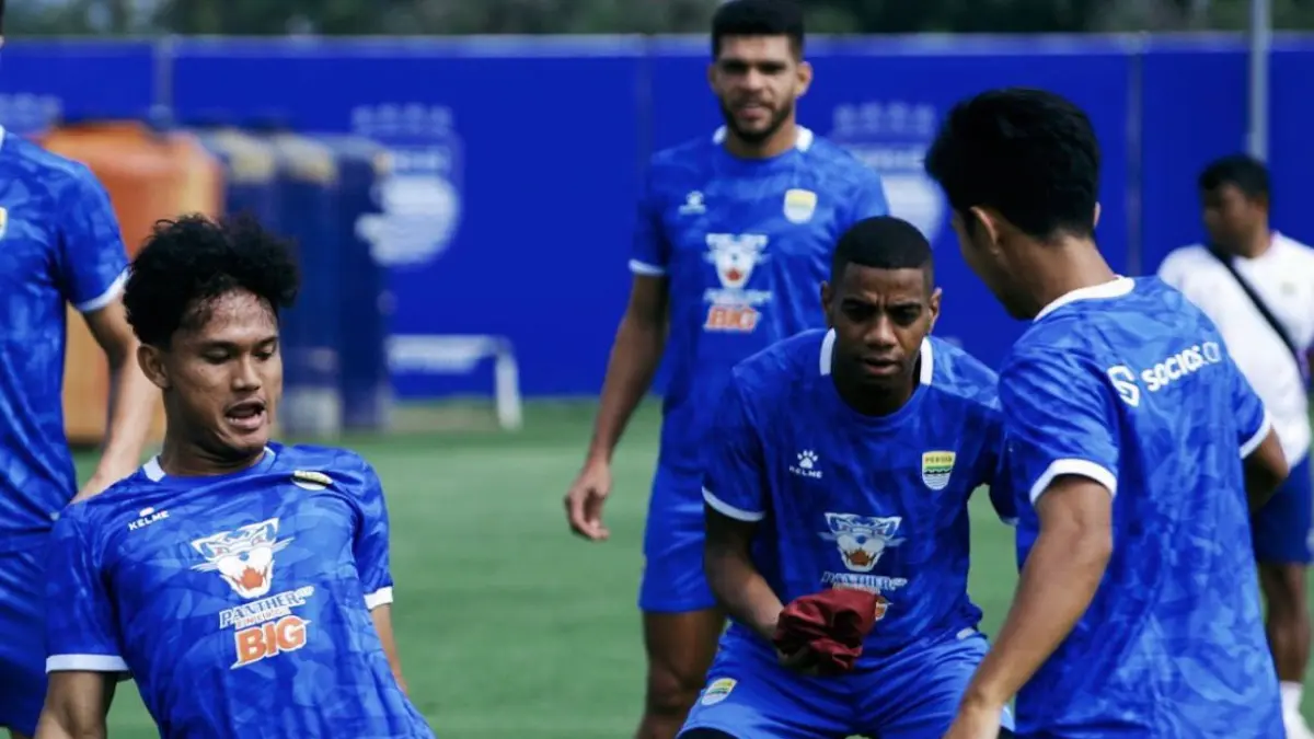 Bursa transfer Persib Bandung 2026/2027 memanas, Aymen Hussein hingga Bruno Moreira masuk radar Maung Bandung.