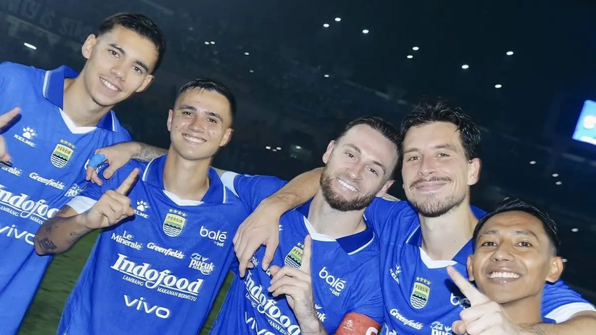 Daftar pemain baru Persib Bandung 2026/2027 memanas, Renato Sanches hingga Ante Rebic dirumorkan merapat.