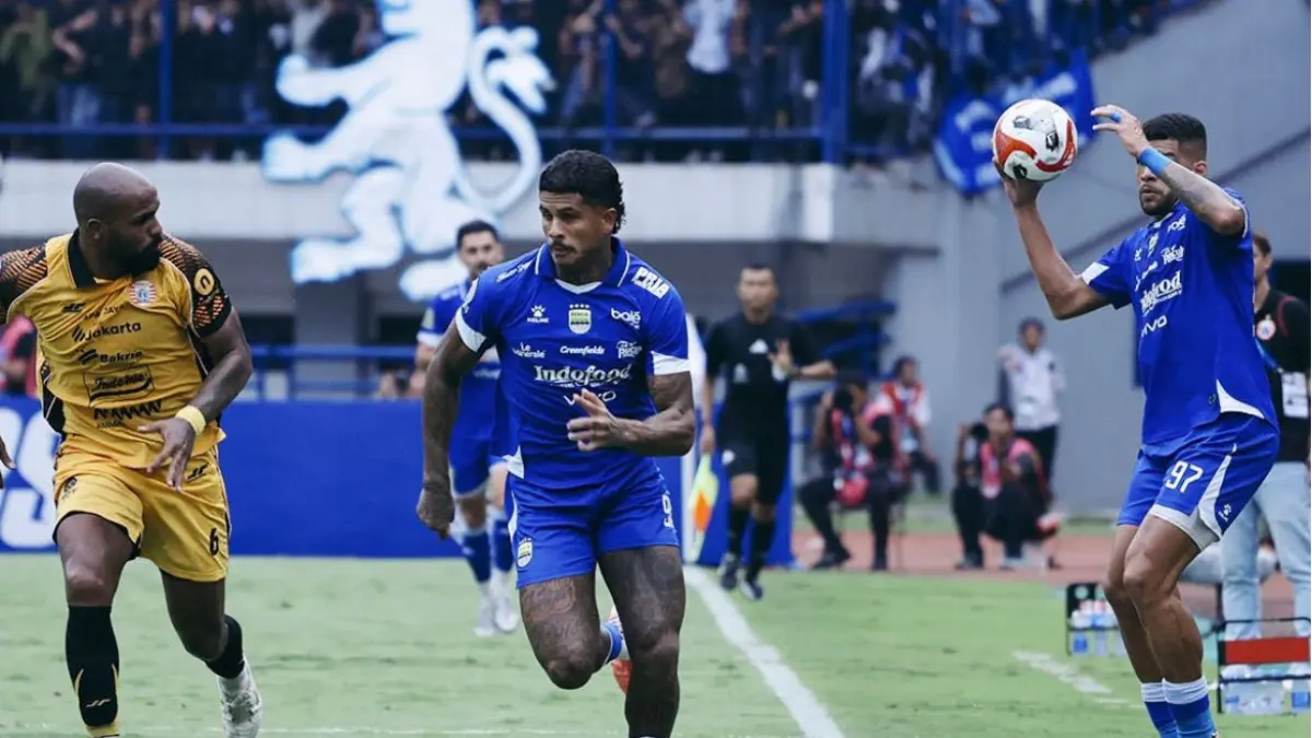 Rumor transfer Persib Bandung 2026/2027 memanas, Roberto Firmino hingga Jesse Lingard dikaitkan dengan Maung Bandung.