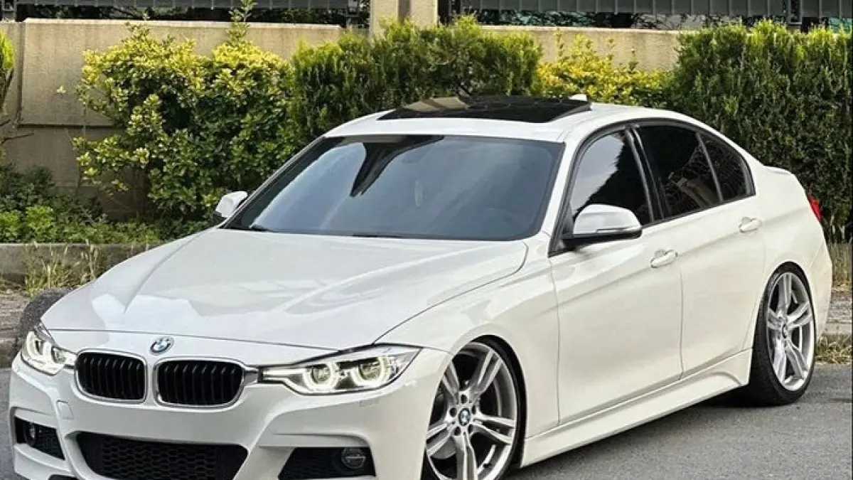 Mobil bekas murah Garasi Rizki Motor Pondok Kelapa tawarkan BMW hingga Nissan mulai Rp30 jutaan, kondisi rapi dan kredit mudah(Gemini AI)