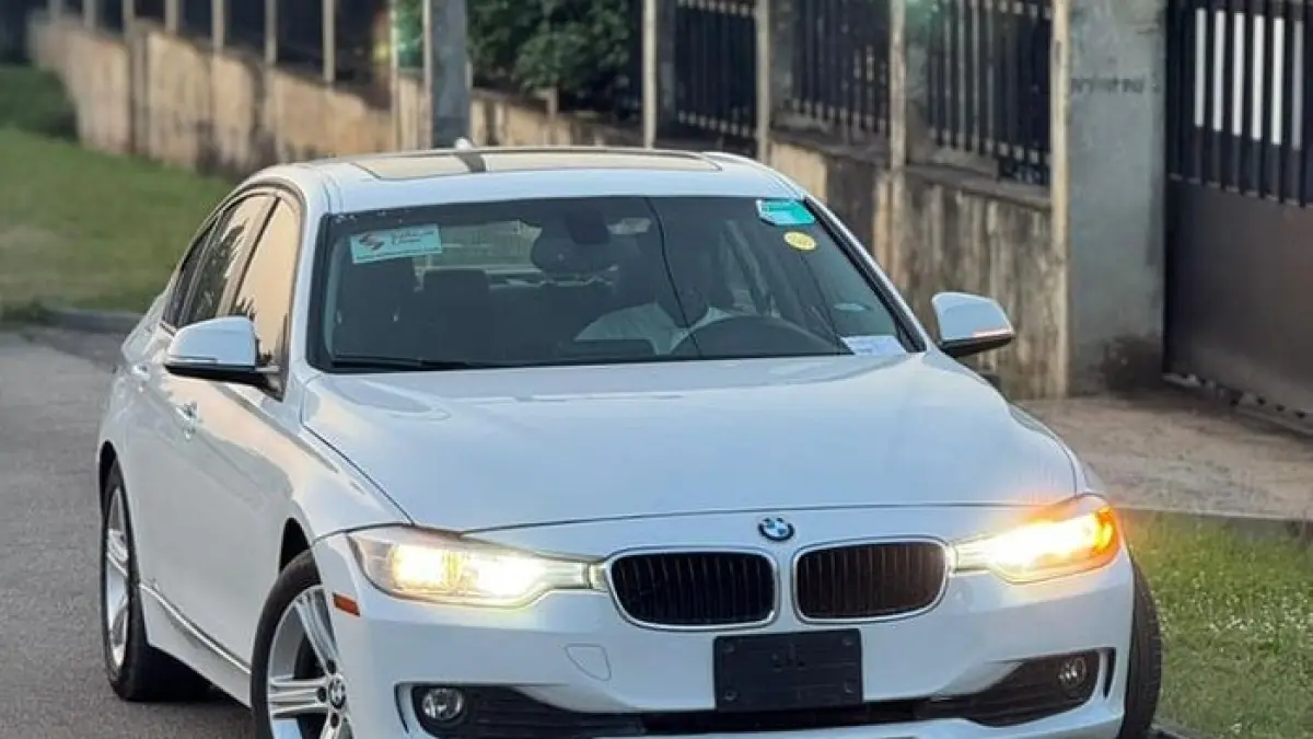 Promo BMW Festival of Two BMW Astra Sunter tawarkan mobil BMW bekas hemat ratusan juta, bunga kredit 3% dan garansi resmi(Gemini AI)