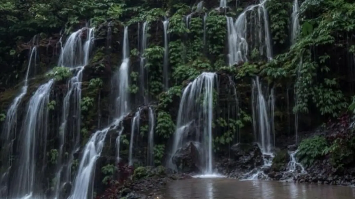 Hidden Gem Bali semakin diburu wisatawan karena menawarkan suasana tenang, alam asri, dan pengalaman liburan berbeda.