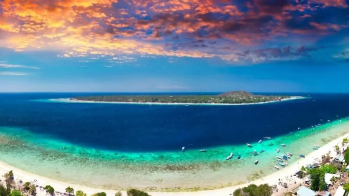 Gili Lombok paling indah menawarkan pantai eksotis, laut jernih, dan panorama bawah laut memukau yang wajib dikunjungi wisatawan.