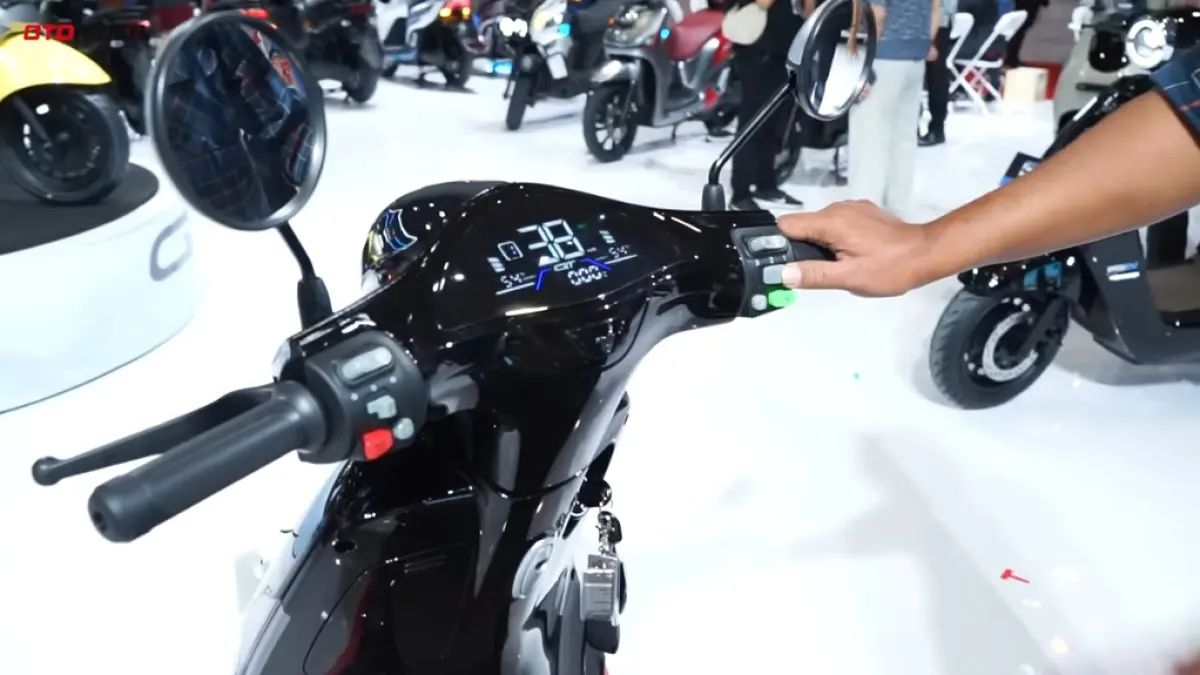 Indomobil Emotor Cutie meluncur di IMS 2026. Motor listrik Rp15 juta dengan jarak tempuh hingga 130 km dan fitur modern.
(screenshot youtube)