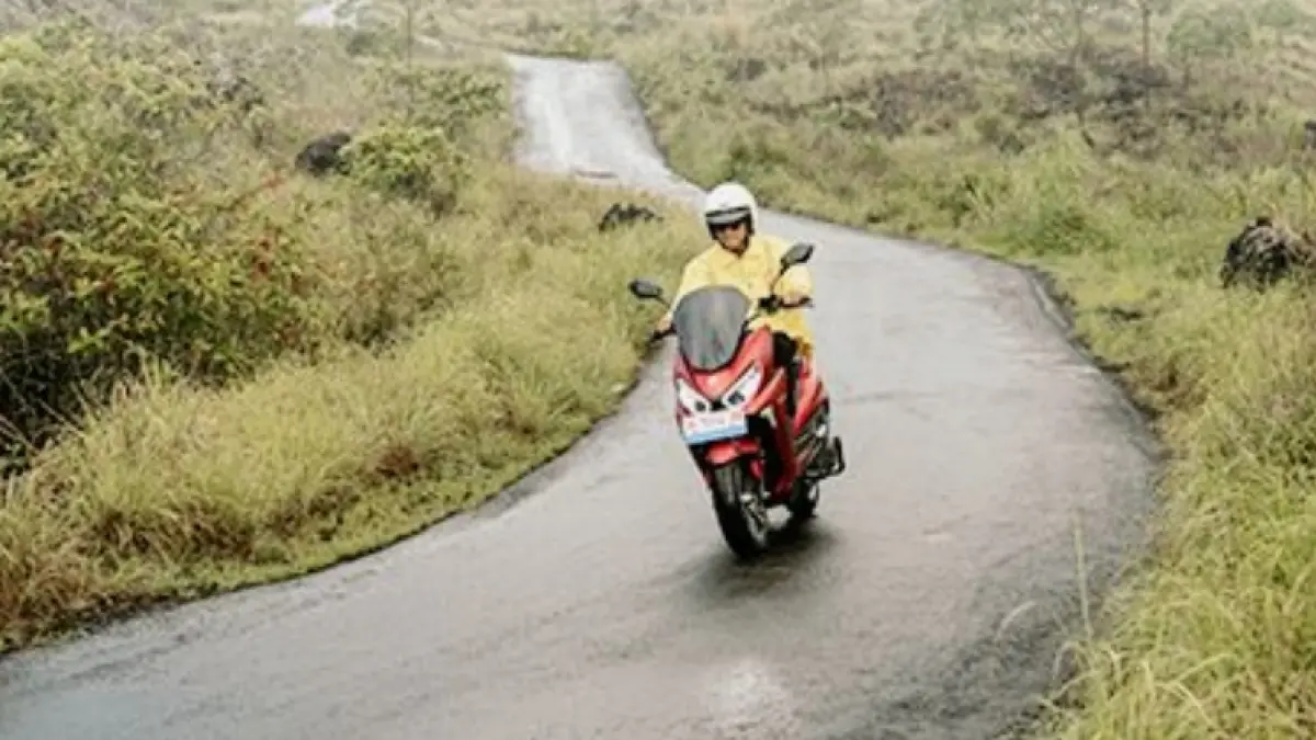 Review Polytron Fox 350 setelah 1.000 km. Nyaman dipakai harian, hemat biaya, tapi masih punya beberapa kekurangan.
(screenshot pinterest)