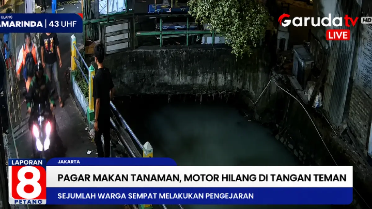 Aksi pencurian motor di Tamansari terekam CCTV. Pelaku yang merupakan teman korban dibekuk polisi setelah sempat kabur dari kejaran warga. (YT. GARUDA TV)