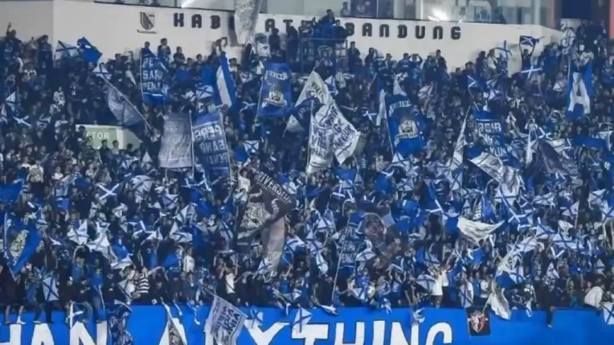 Squad Persib terbaru 2026 hadir dengan 3 pemain baru, strategi agresif, dan target juara Liga 1 musim ini yang lebih kompetitif.