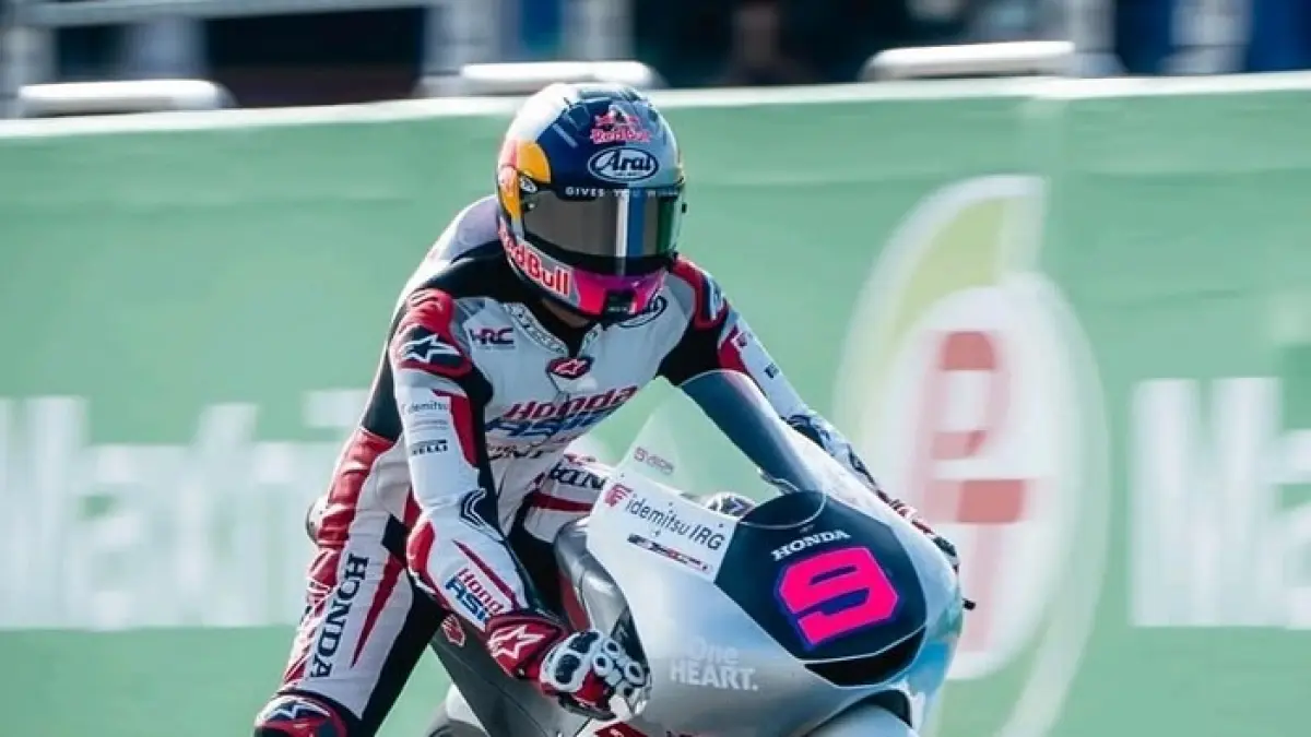 Kontroversi LLP Veda Ega Pratama di Moto3 Hungaria 2026 memicu protes publik. Podium sirna, mentalitasnya justru menuai pujian. (Pinterest) 