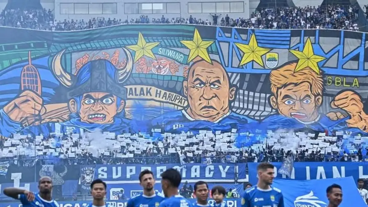 Skuad Persib Bandung 2026-2027 mulai terungkap. Ada Thom Haye, Saddil Ramdani hingga Krigor Moraes yang dirumorkan bergabung.