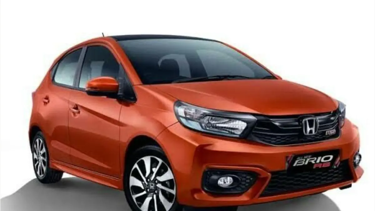 Honda Brio Satya E CVT 2026 hadir dengan tampilan mirip RS, kamera 360, promo besar, dan hemat hingga Rp50 jutaan jelang Lebaran.