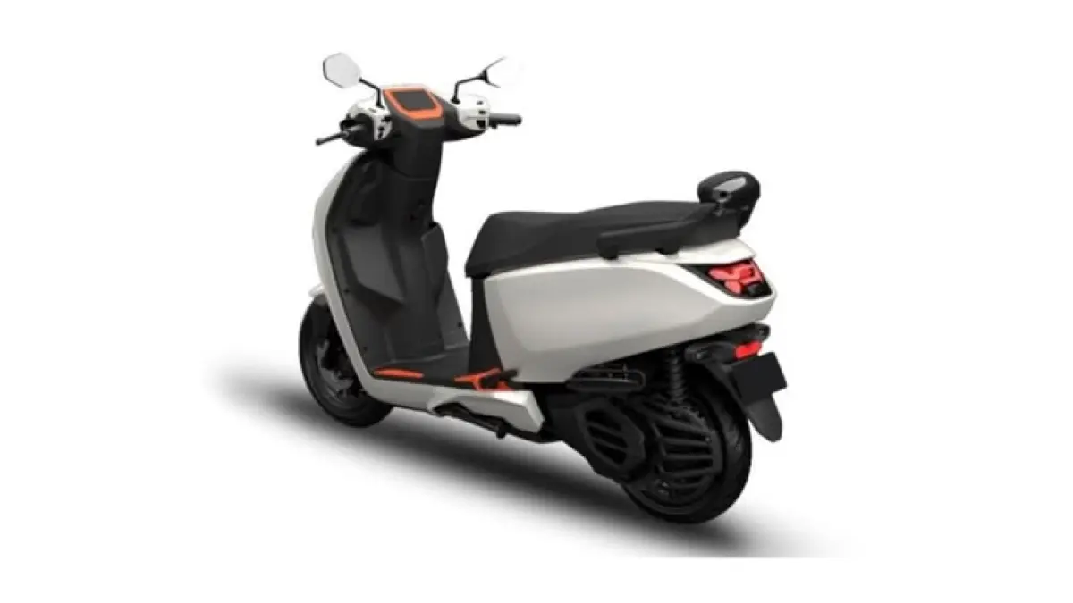 Review Polytron Fox-R di Indonesia mengulas desain sporty dan kenyamanan motor listrik terbaru Polytron.(Pinterest)