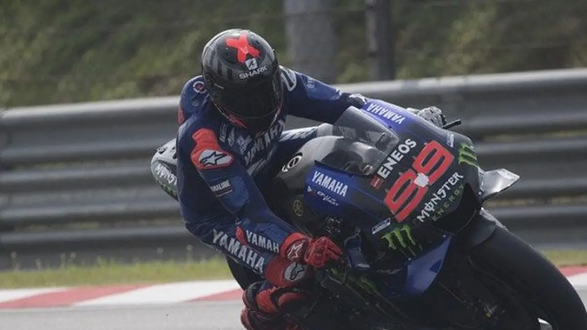 Jadwal Moto3 Ceko 2026 lengkap. Veda Ega Pratama hanya terpaut satu poin dari lima besar klasemen Moto3 2026.(Gemini AI)