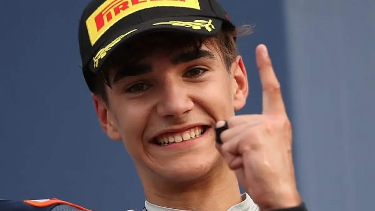 Profil Brian Uriarte, pembalap muda Spanyol Red Bull KTM Ajo di Moto3 Junior 2026 yang jadi sorotan dunia balap.(Gemini AI)