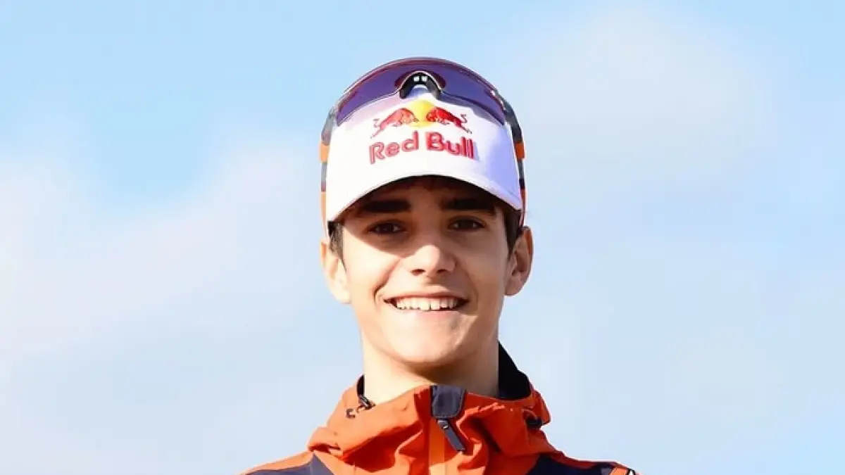 Profil Brian Uriarte, rookie Moto3 2026 dari KTM Ajo yang bersinar di dunia balap motor dan jadi sorotan musim ini.(Gemini AI)